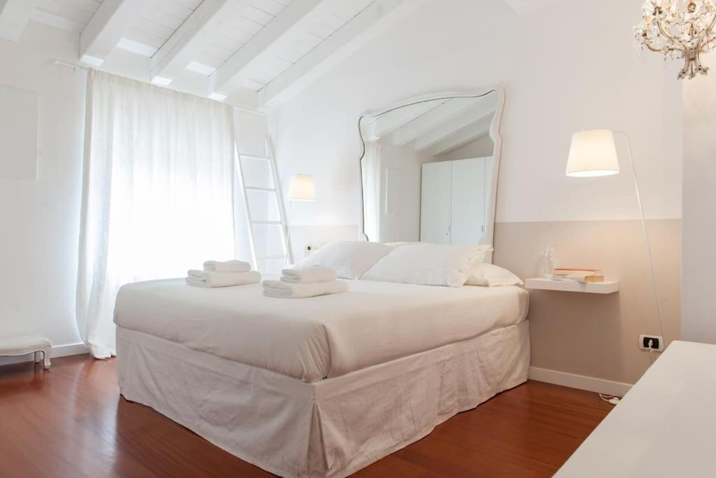 Di Tutto Punto In Centro A Verona Ngoại thất bức ảnh