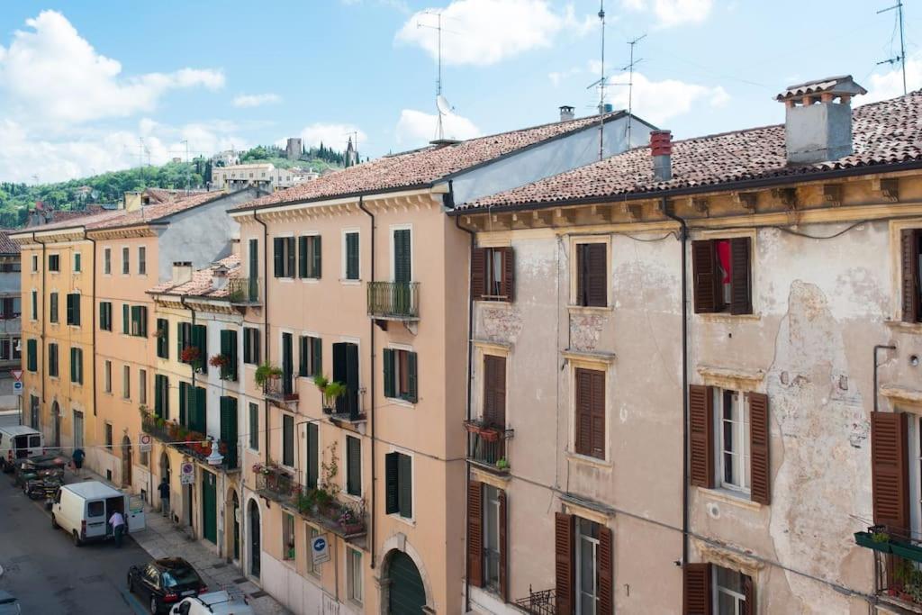 Di Tutto Punto In Centro A Verona Ngoại thất bức ảnh